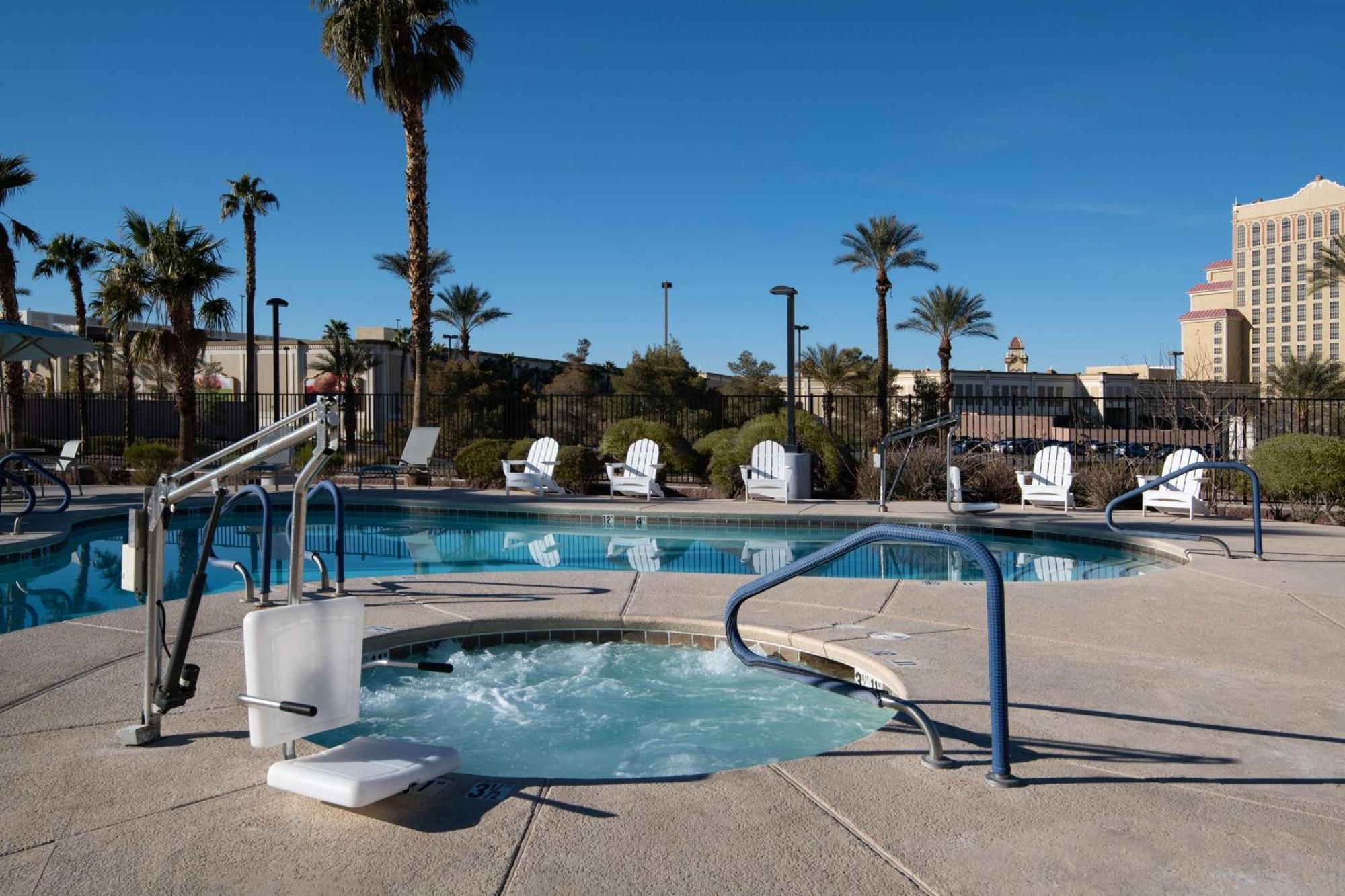 Hampton Inn & Suites Las Vegas-Henderson מראה חיצוני תמונה