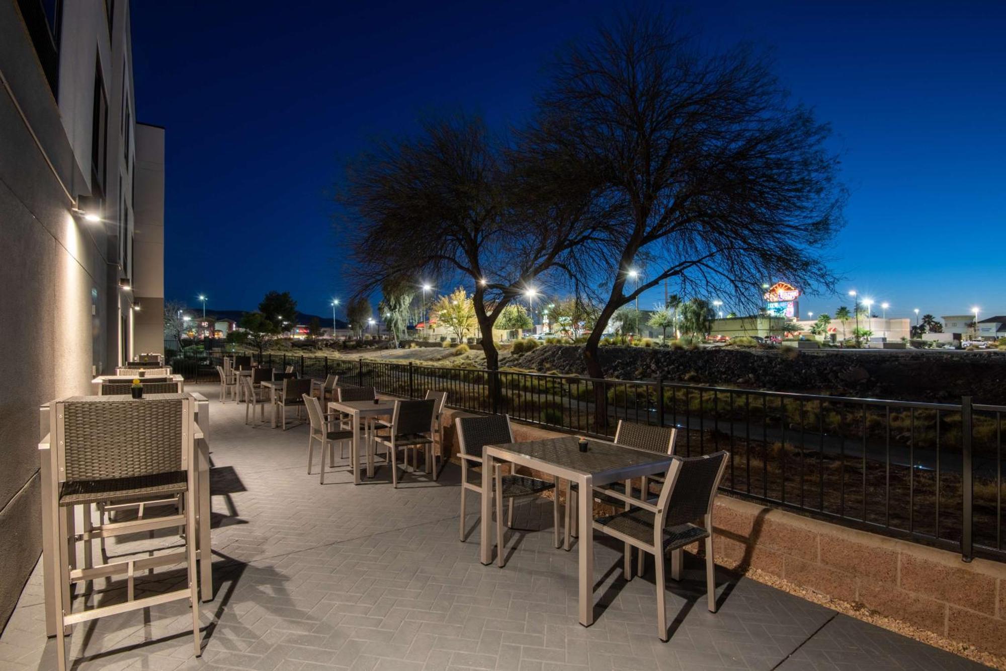Hampton Inn & Suites Las Vegas-Henderson מראה חיצוני תמונה